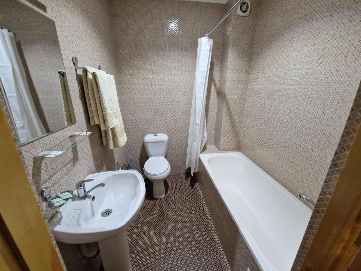 Kuvonchoy Bonu B@B Bed & Breakfast Хива Екстериор снимка