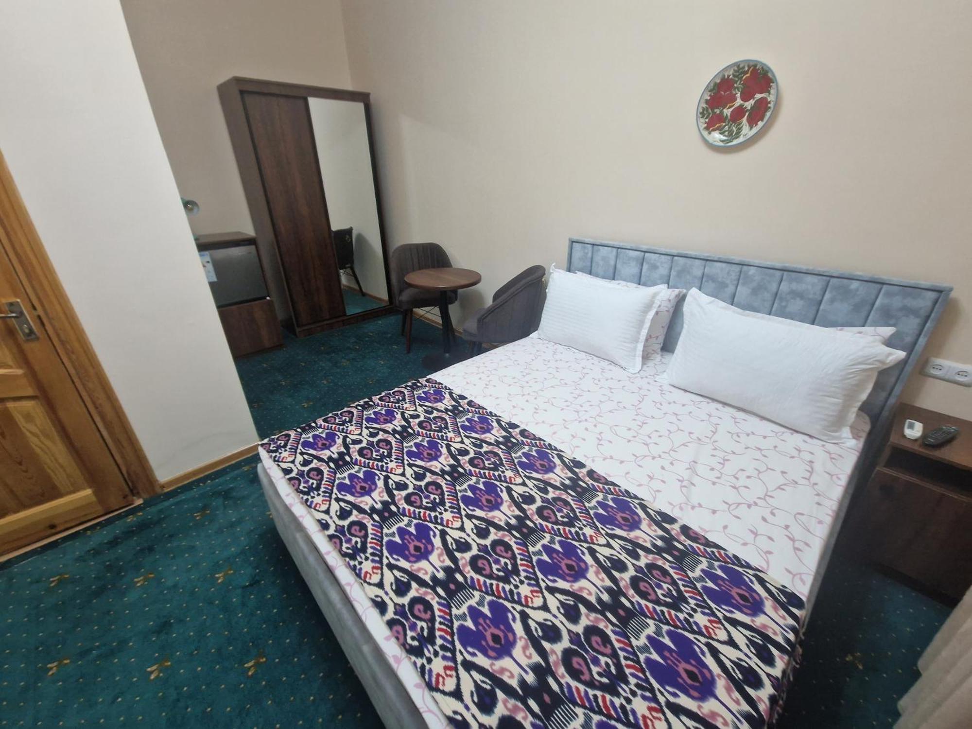 Kuvonchoy Bonu B@B Bed & Breakfast Хива Екстериор снимка