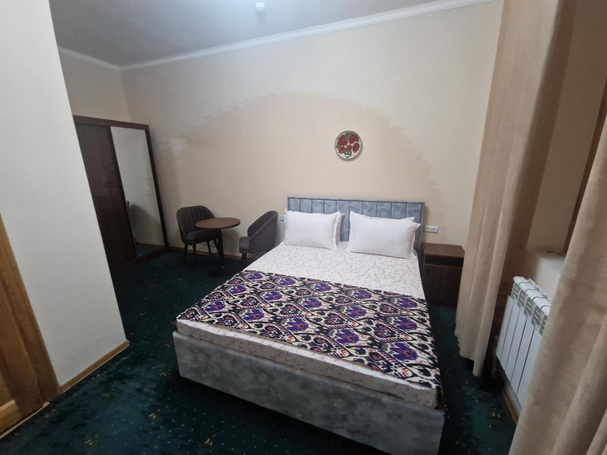 Kuvonchoy Bonu B@B Bed & Breakfast Хива Екстериор снимка