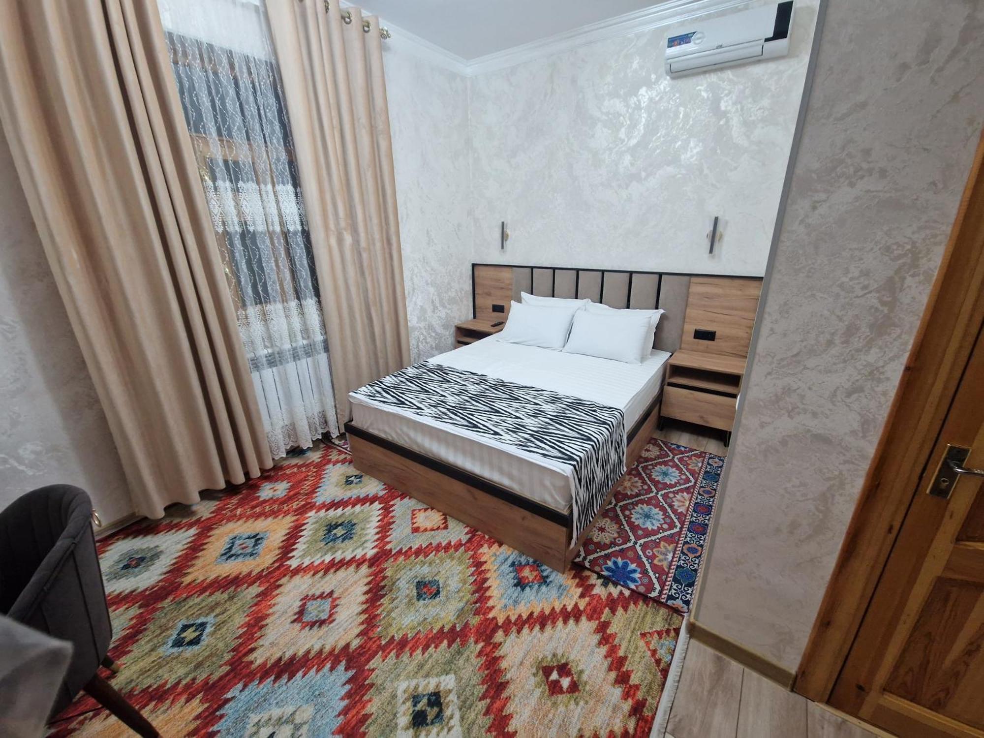 Kuvonchoy Bonu B@B Bed & Breakfast Хива Екстериор снимка